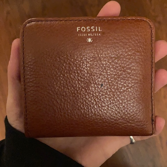 Fossil wallet